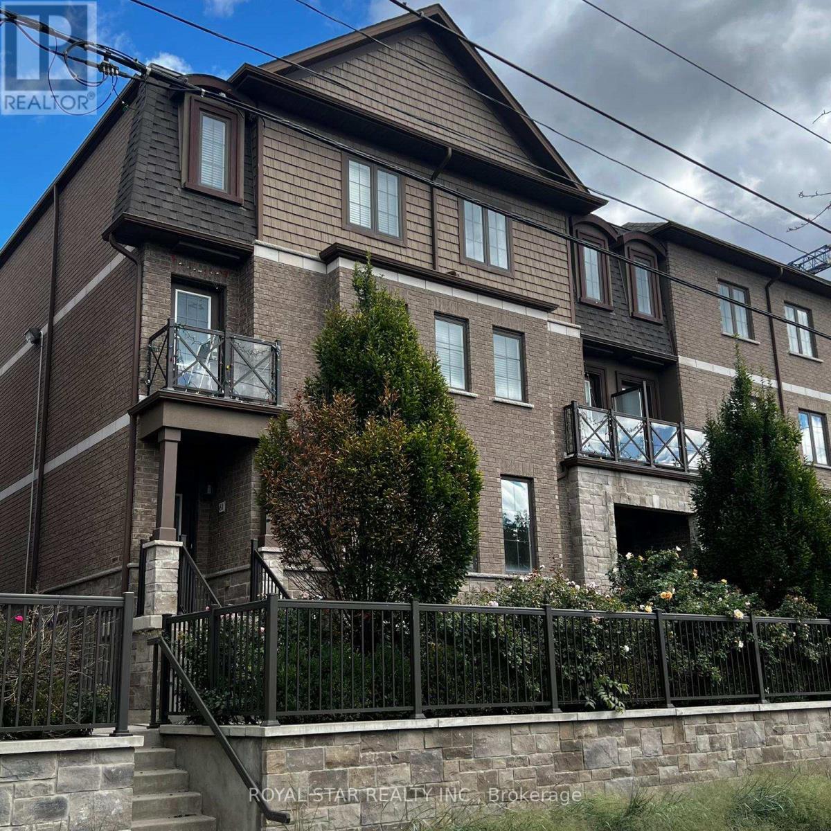 61 - 445 ONTARIO STREET S STREET, Milton, Ontario