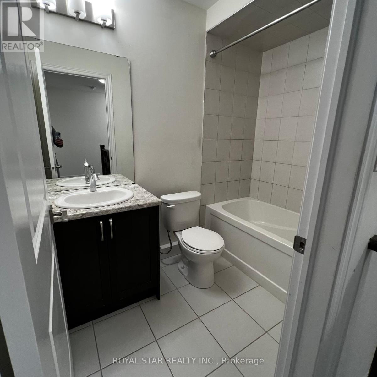 61 - 445 Ontario Street S Street, Milton, Ontario  L9T 9K5 - Photo 10 - W13782782