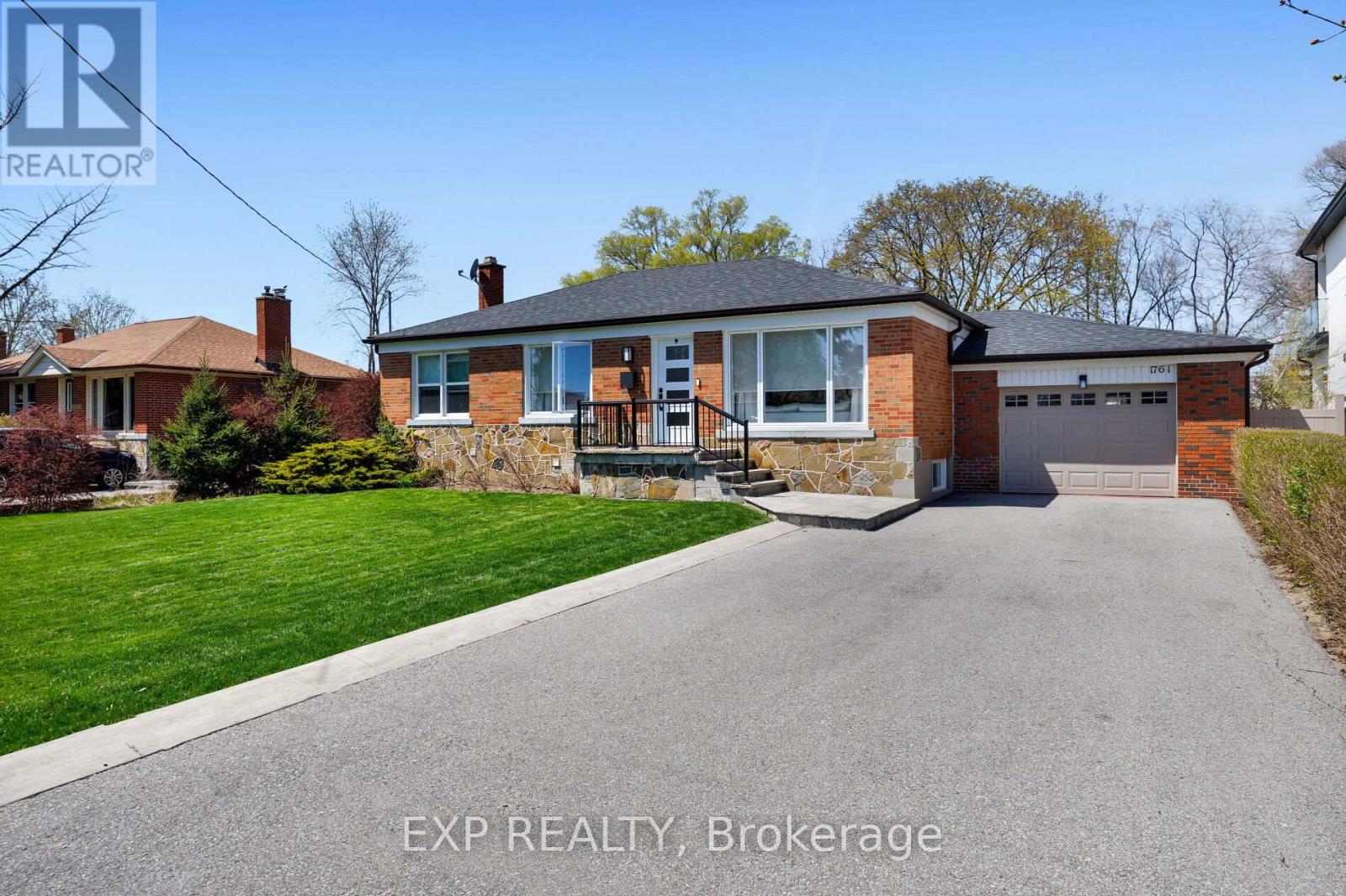 1761 Coram Crescent, Mississauga, Ontario  L4X 1L2 - Photo 36 - W13782788