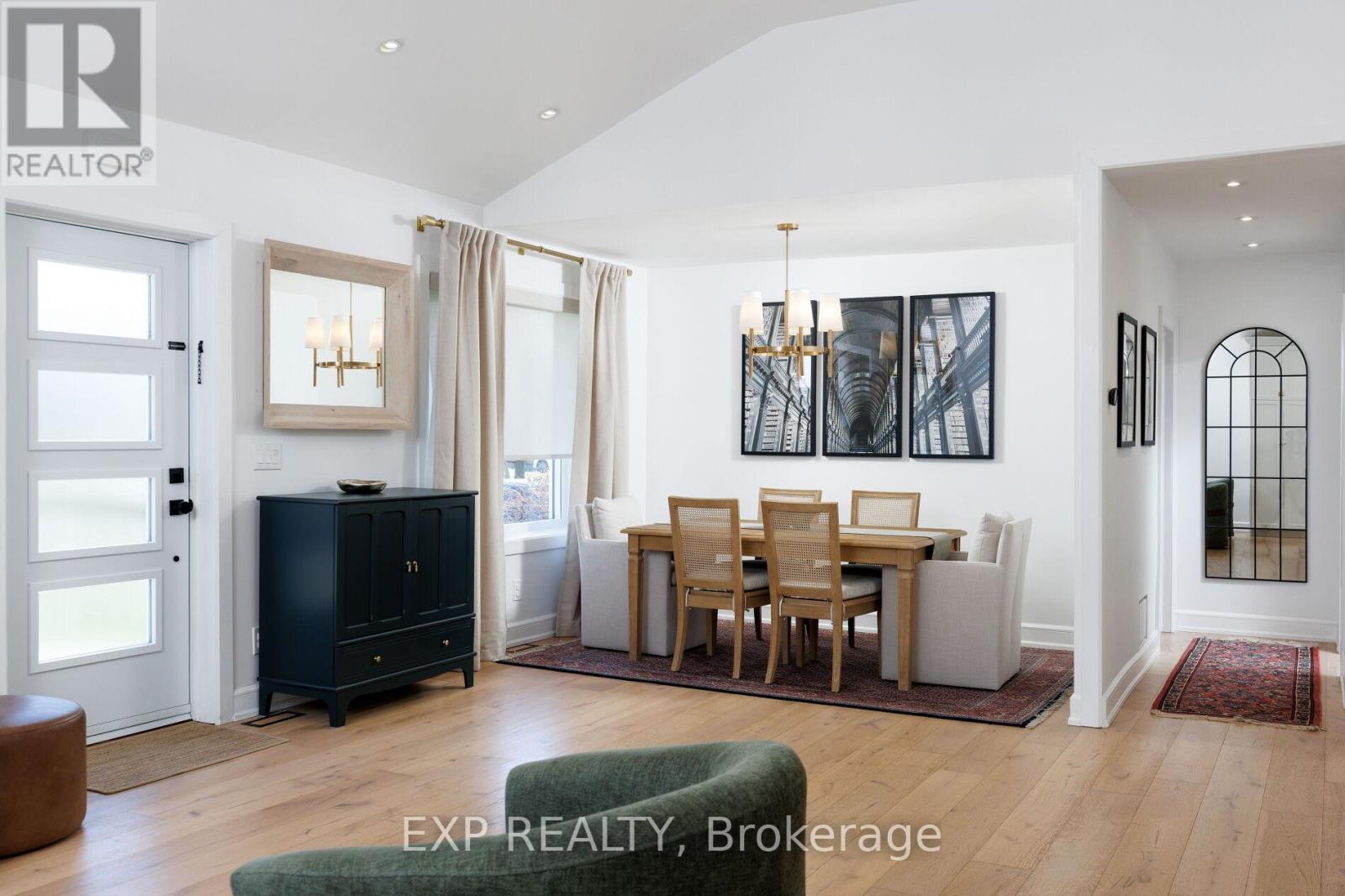 1761 Coram Crescent, Mississauga, Ontario  L4X 1L2 - Photo 7 - W13782788