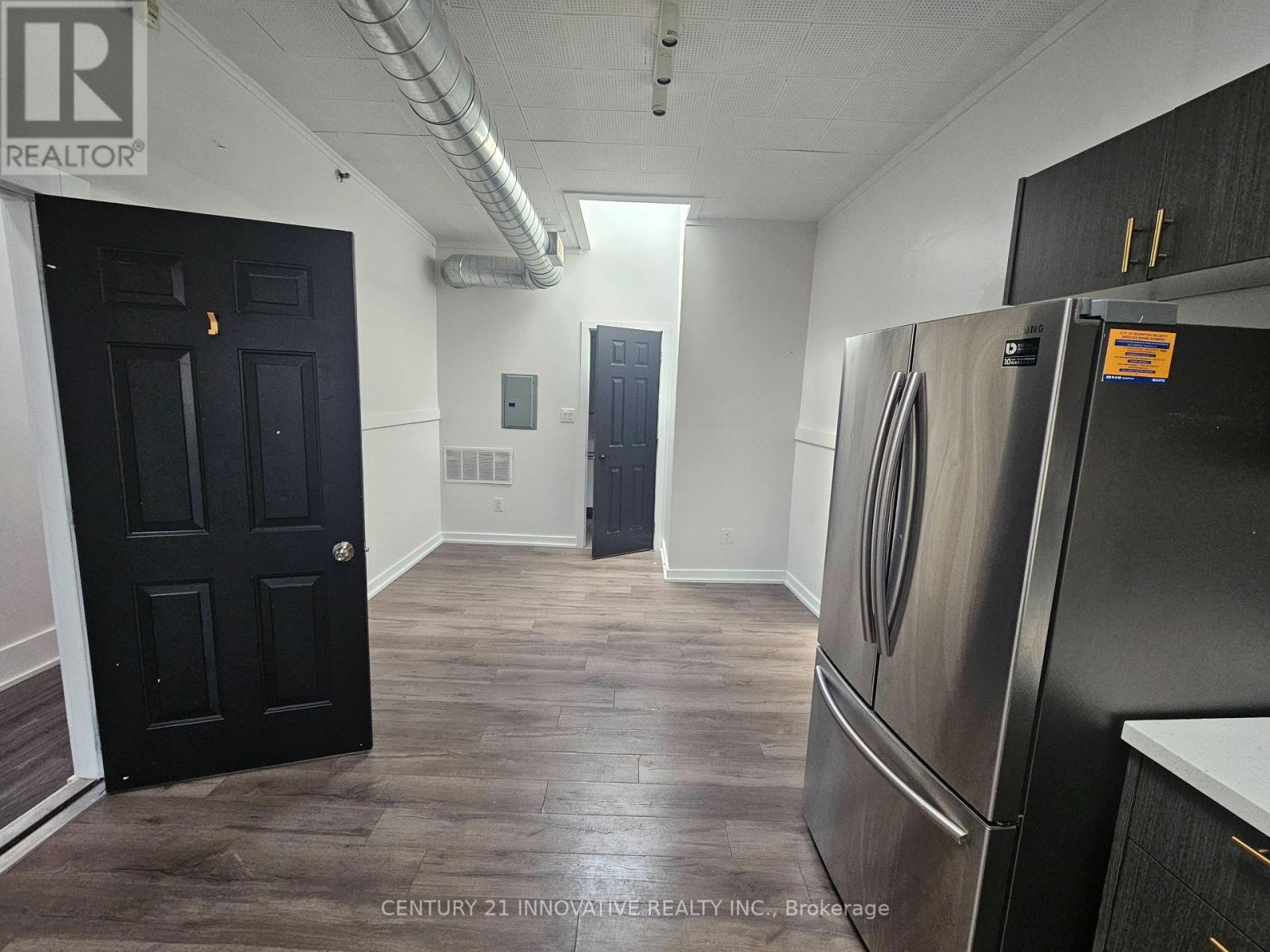 102 - 75 Main Street N, Brampton, Ontario  L6X 1M8 - Photo 3 - W13782800