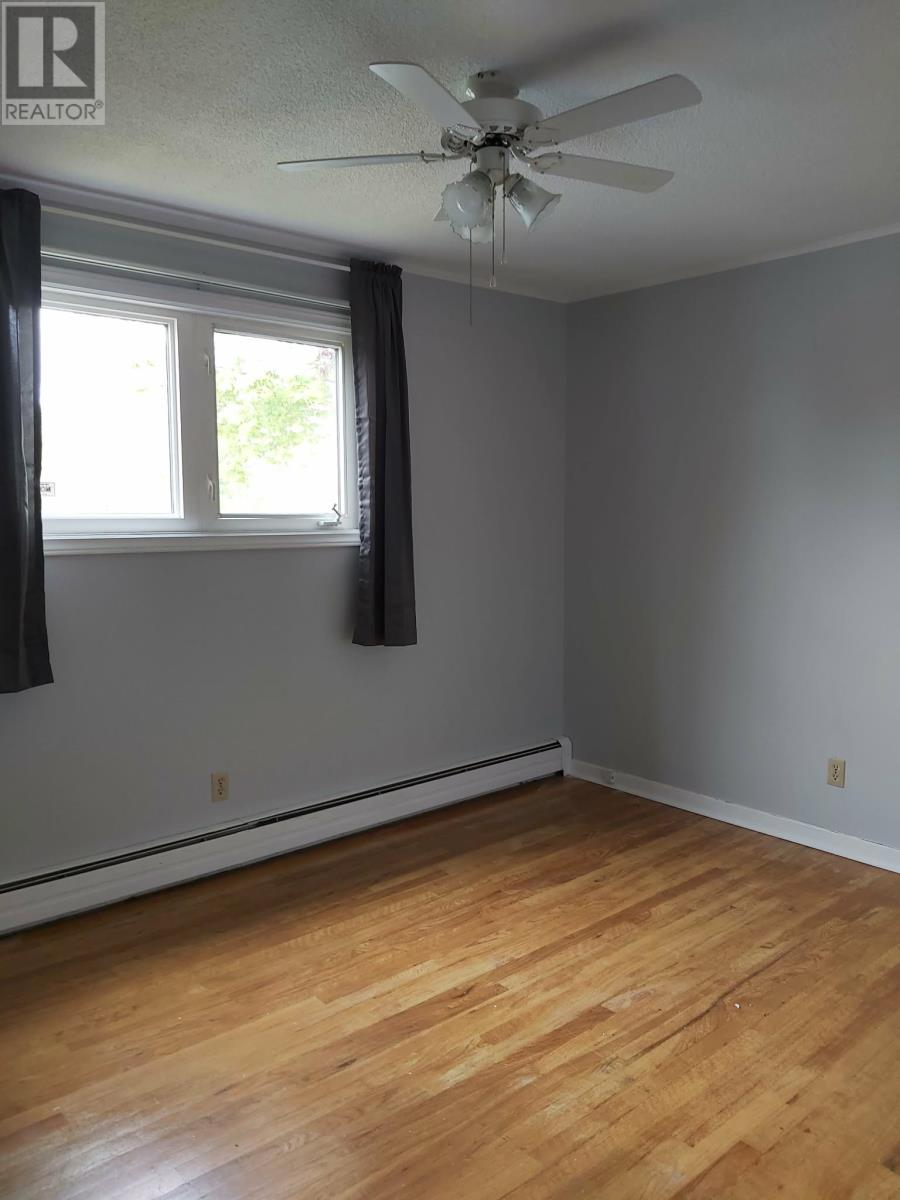 23 Diana Road, St. John's — photo 12