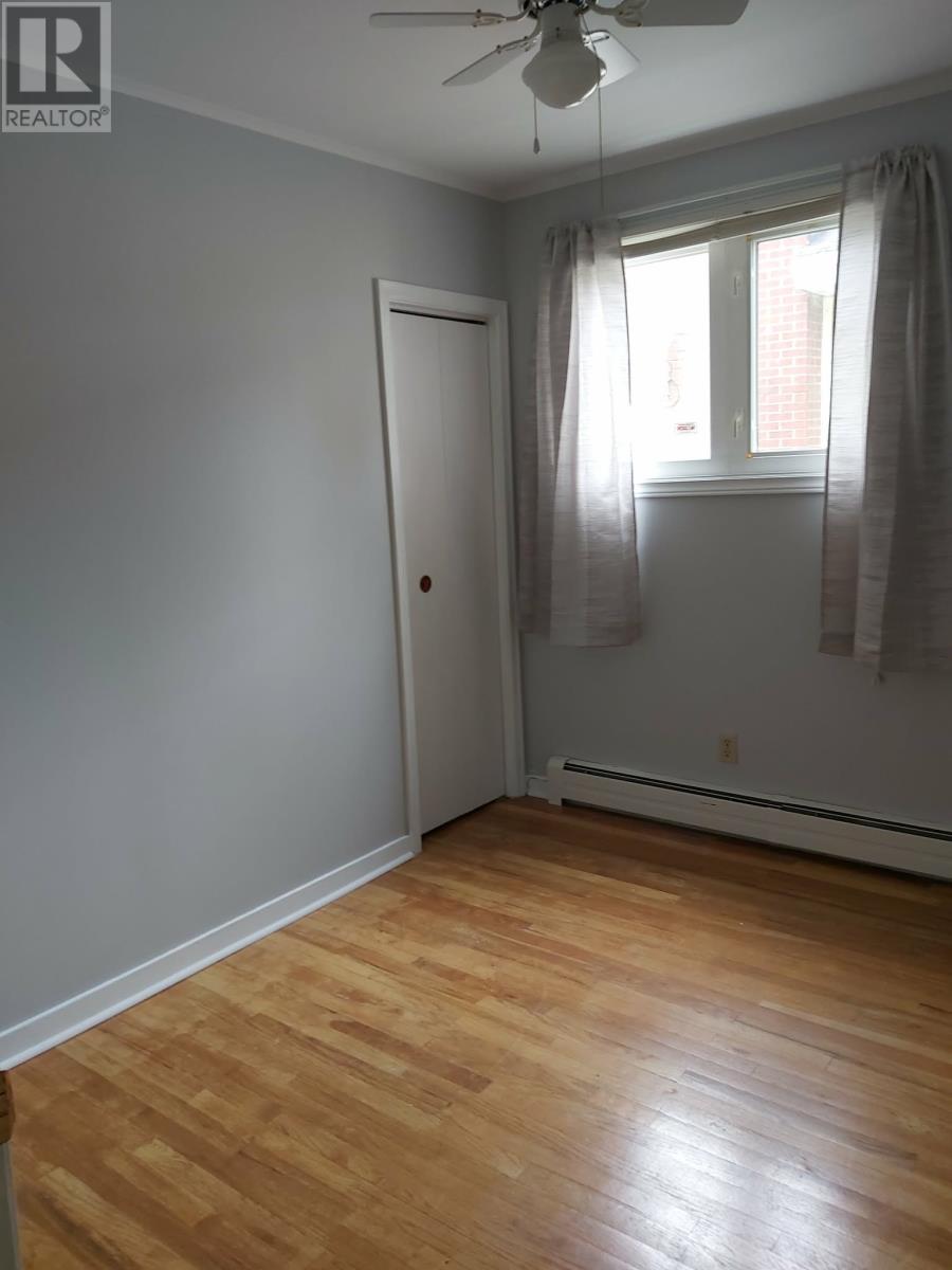 23 Diana Road, St. John's — photo 13