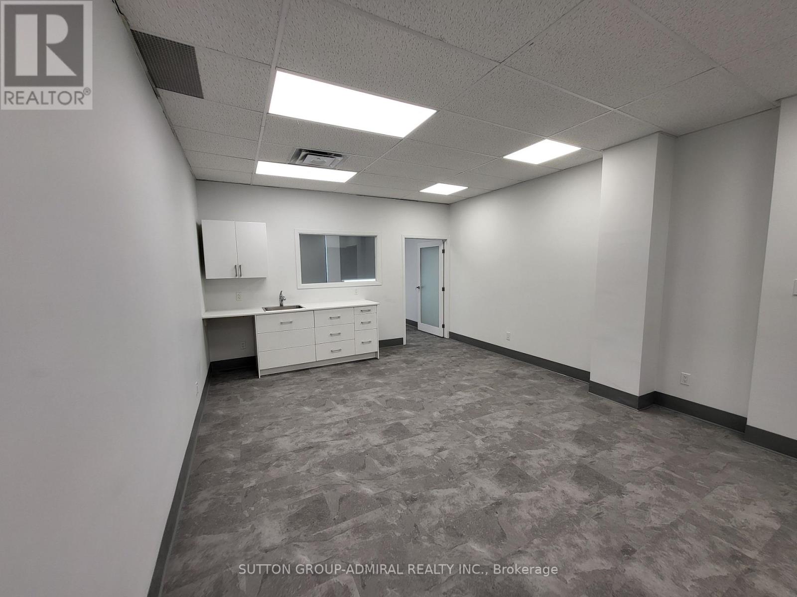 204a - 845 St Clair Avenue W, Toronto, Ontario  M6C 1C2 - Photo 4 - C13762292