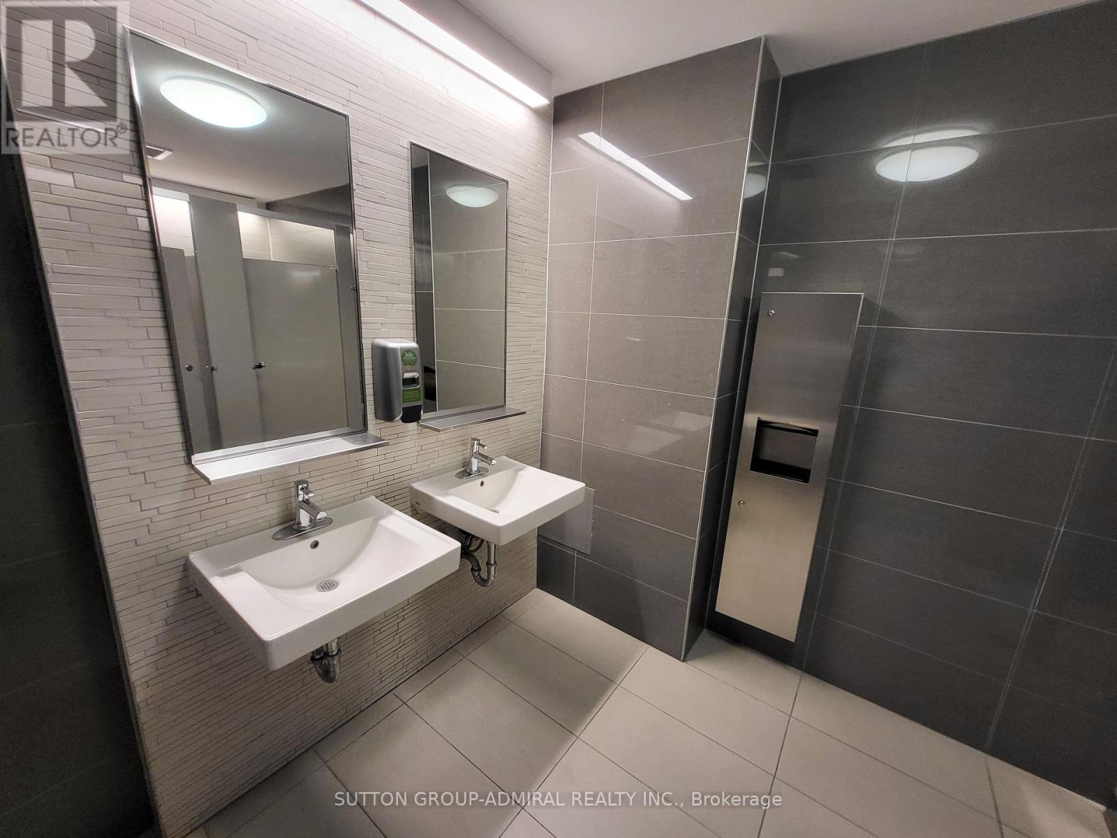 204a - 845 St Clair Avenue W, Toronto, Ontario  M6C 1C2 - Photo 29 - C13762292
