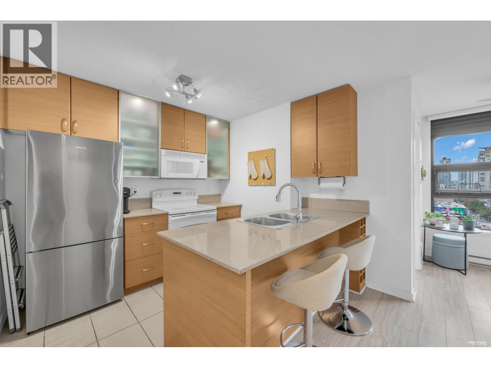 1401 928 Homer Street, Vancouver, British Columbia  V6B 1T7 - Photo 5 - R3165170