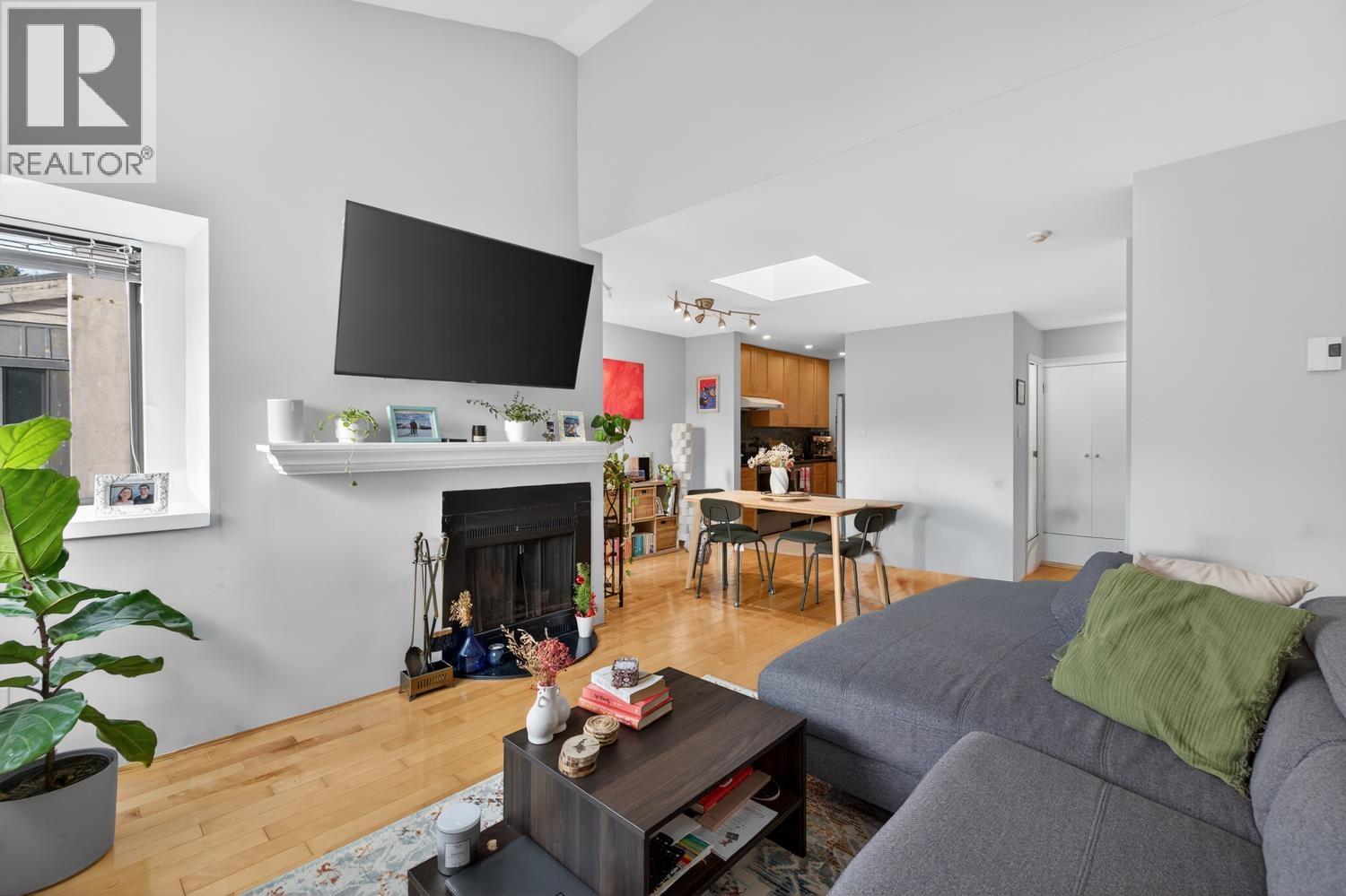 311 1922 W 7th Avenue, Vancouver, British Columbia  V6J 1T1 - Photo 11 - R3165176