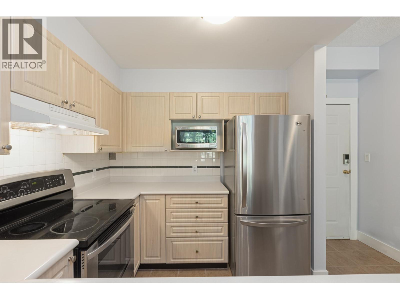 321 3600 Windcrest Drive, North Vancouver, British Columbia  V7G 2S5 - Photo 10 - R3165190