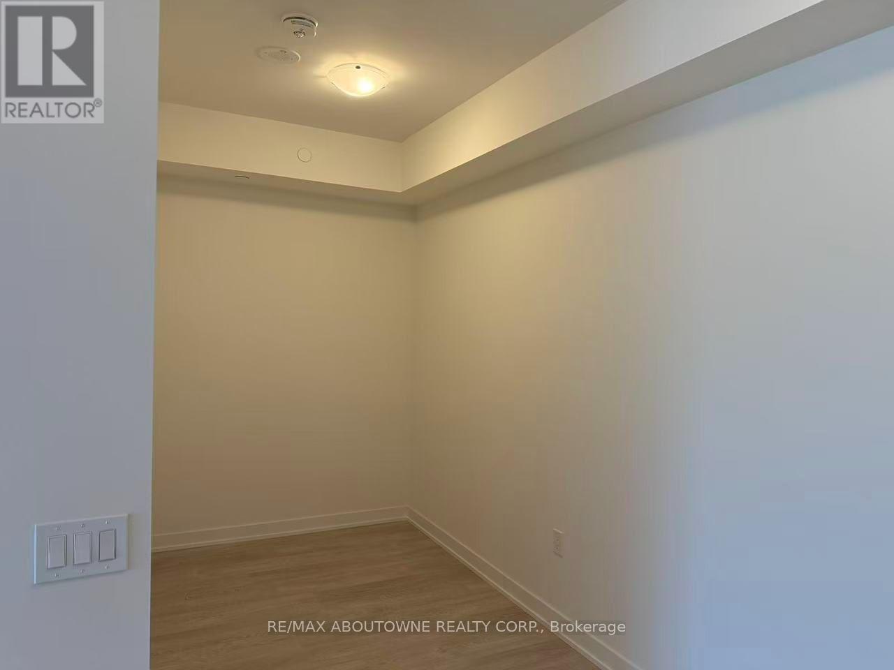 417 - 1 Kyle Lowry Rd Road, Toronto, Ontario  M3C 0S6 - Photo 8 - C13782736