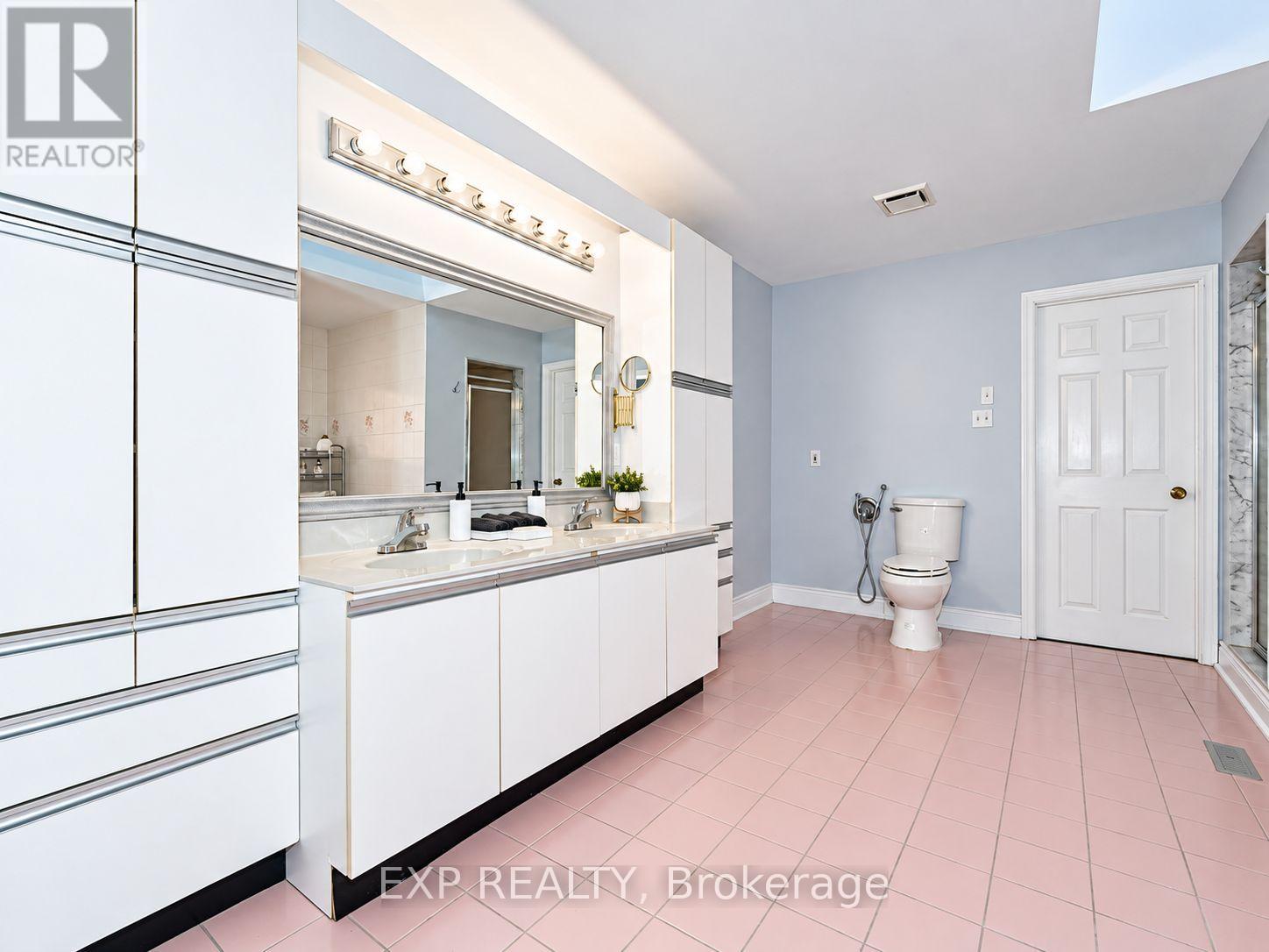29 Northgate Crescent, Richmond Hill, Ontario  L4B 2K8 - Photo 24 - N13013890