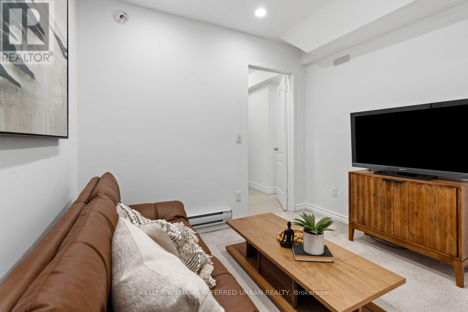 109 Kennedy Avenue, Toronto, Ontario M6S 2X8 - Photo 42 - W13767080