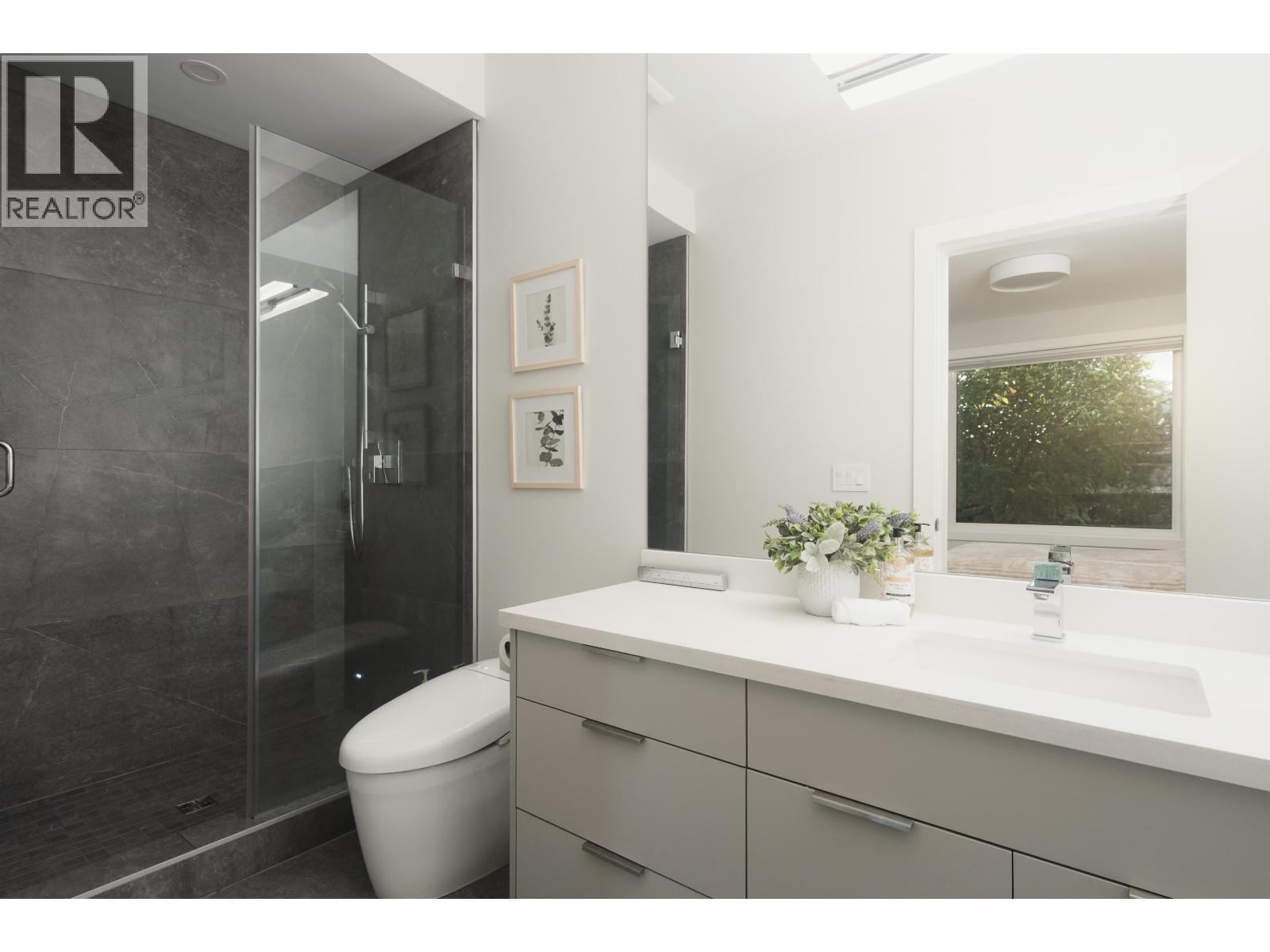 50 Dieppe Place, Vancouver, British Columbia  V5M 4A3 - Photo 15 - R3165238
