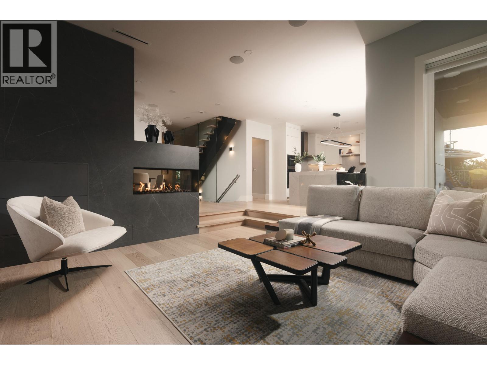 50 Dieppe Place, Vancouver, British Columbia  V5M 4A3 - Photo 3 - R3165238