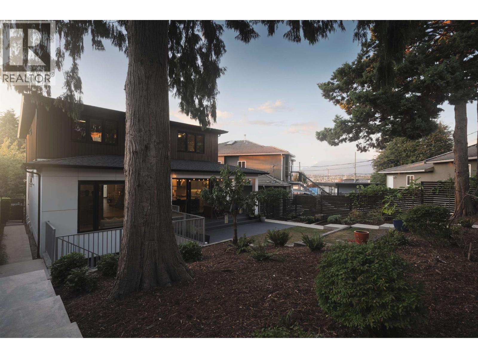 50 Dieppe Place, Vancouver, British Columbia  V5M 4A3 - Photo 34 - R3165238