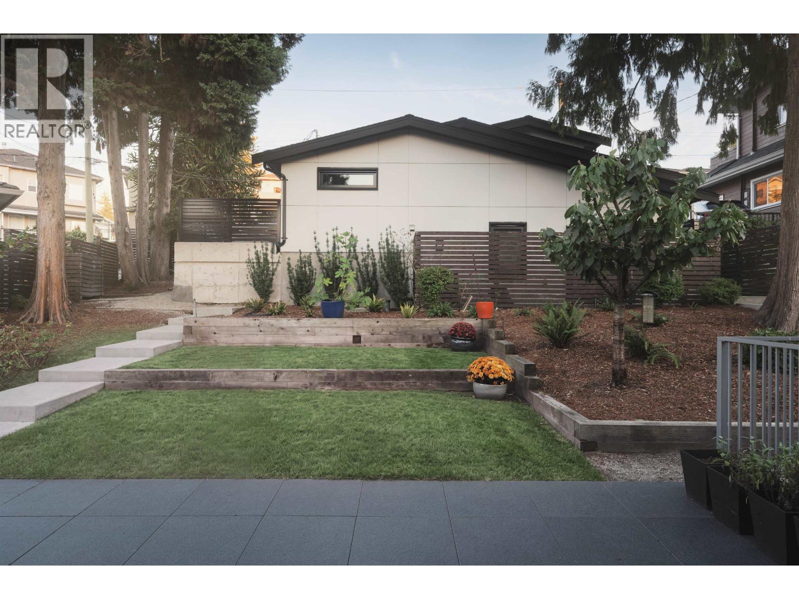 50 Dieppe Place, Vancouver, British Columbia  V5M 4A3 - Photo 35 - R3165238