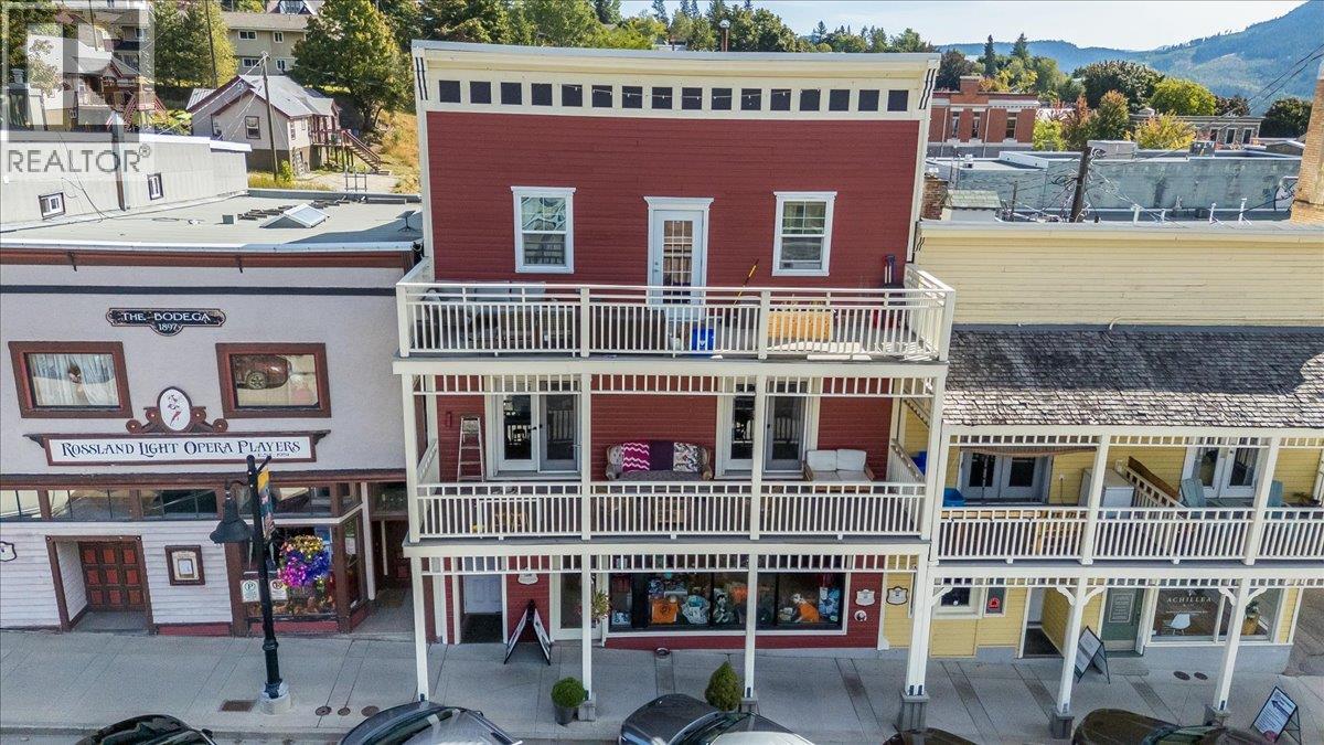 2044 Washington Street Unit# 7, Rossland, British Columbia V0G 1Y0 - Photo 2 - 10400452