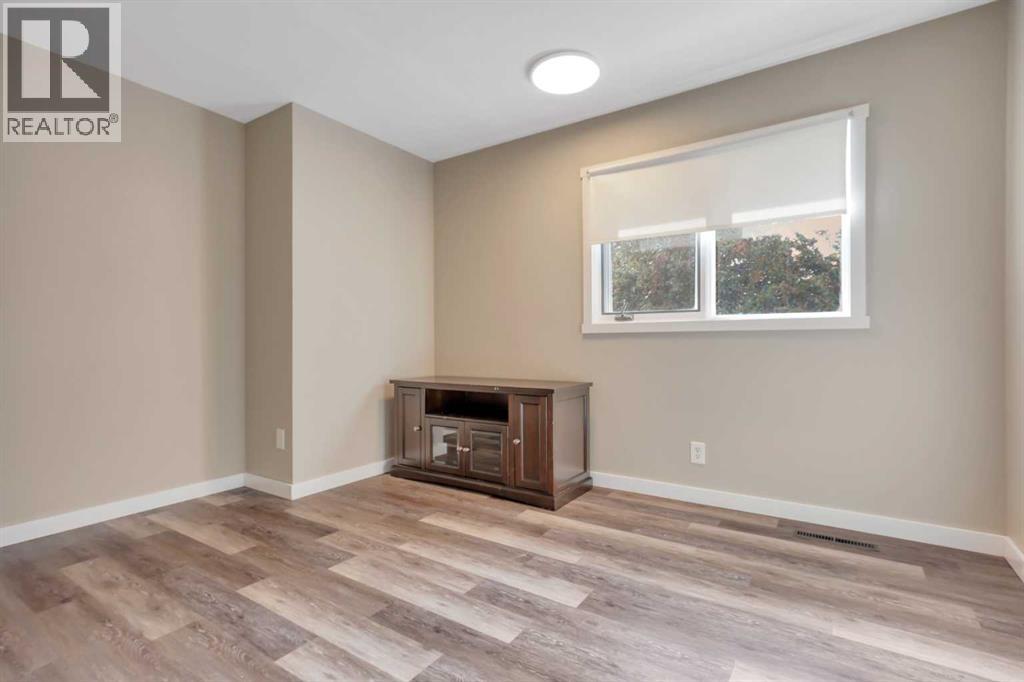 70 Sherwood Crescent, Red Deer, Alberta  T4N 0A6 - Photo 23 - A2344429