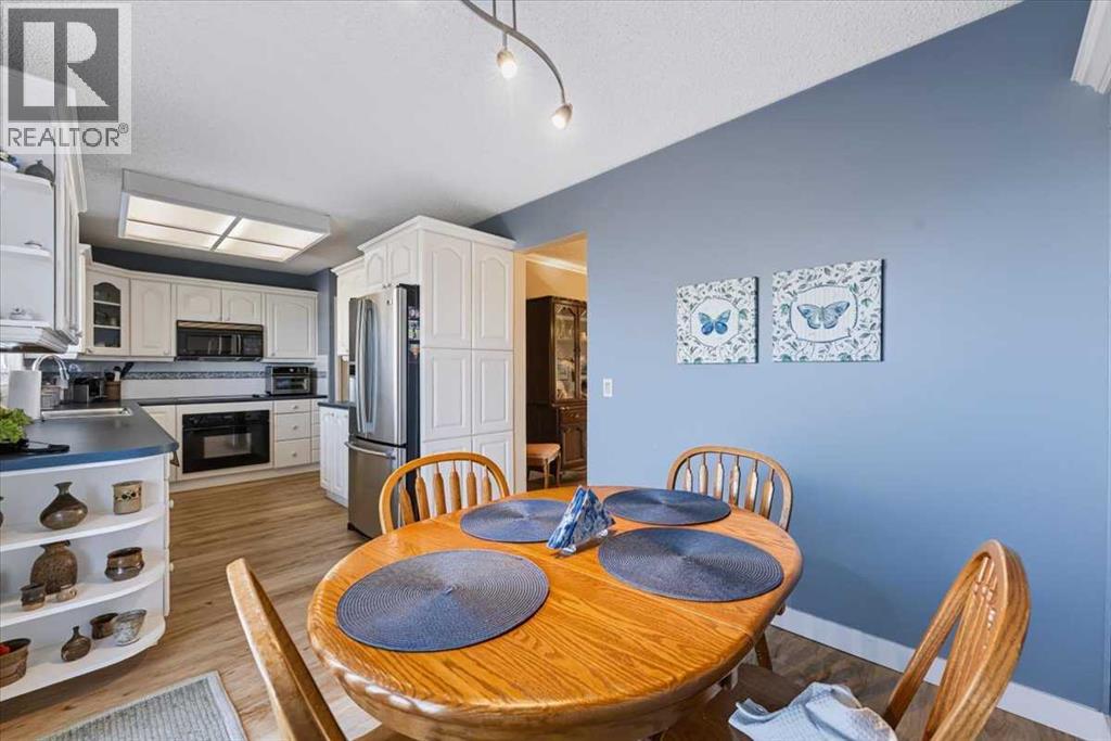 36, 140 Strathaven Circle SW, Calgary, Alberta  T3H 2N5 - Photo 20 - A2344630