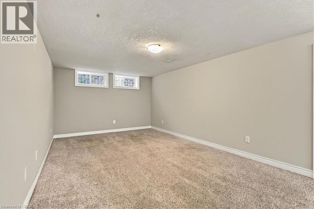 327 Highland Road E, Kitchener, Ontario N2M 3W6 - Photo 27 - 40863207