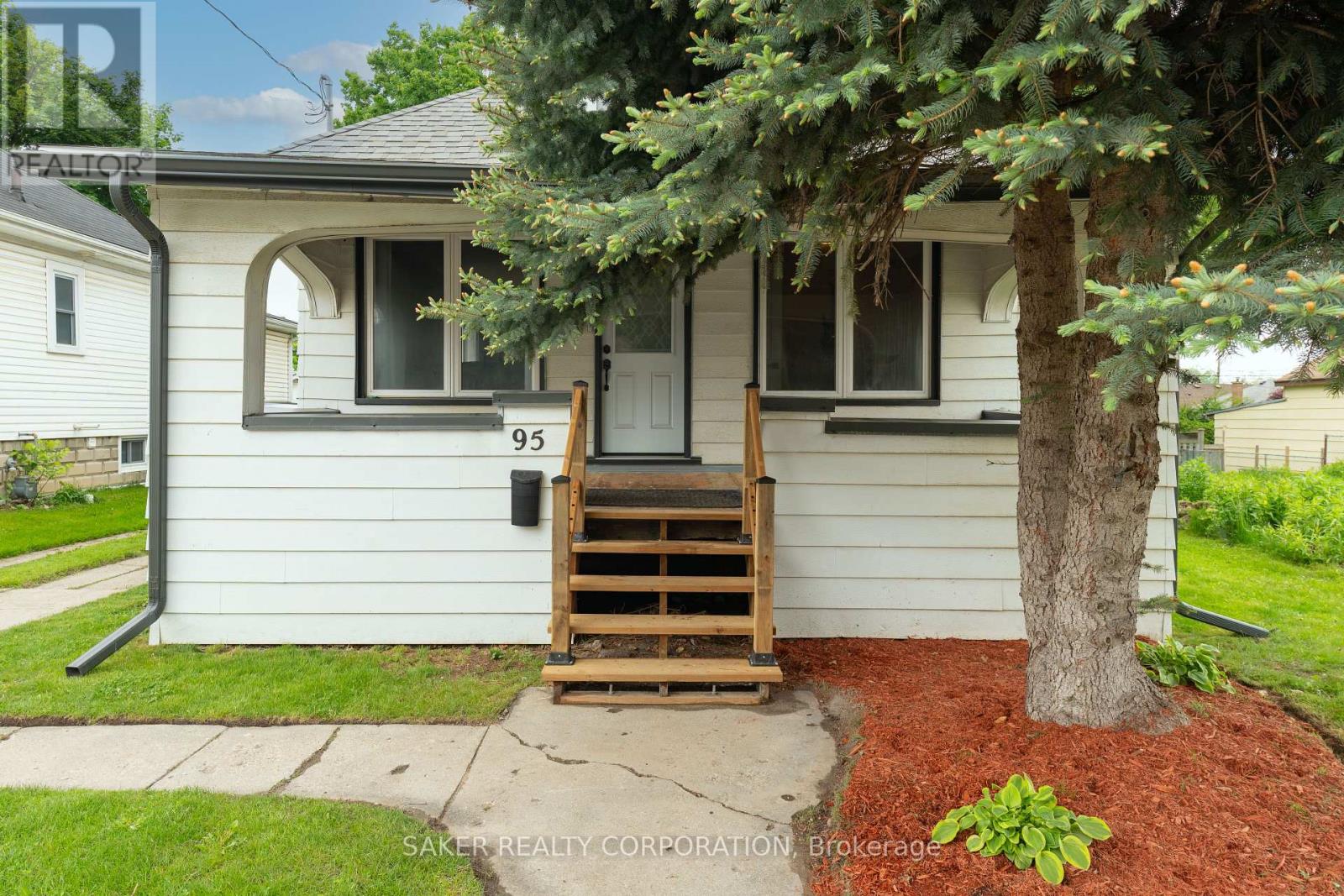 95 Adelaide Street S, London South (South I), Ontario  N5Z 3K6 - Photo 3 - X13782854