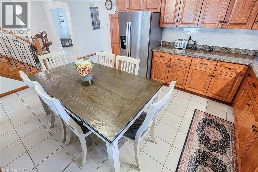 276 Green Cedar Drive, Hamilton, Ontario  L9C 6S9 - Photo 14 - 40862807