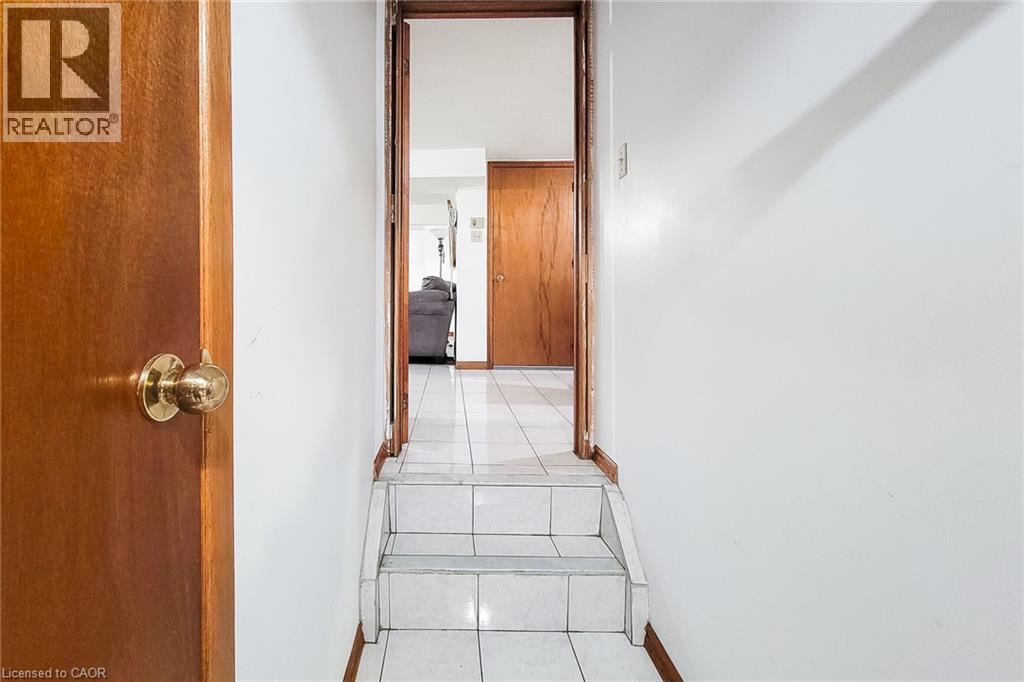 276 Green Cedar Drive, Hamilton, Ontario  L9C 6S9 - Photo 37 - 40862807