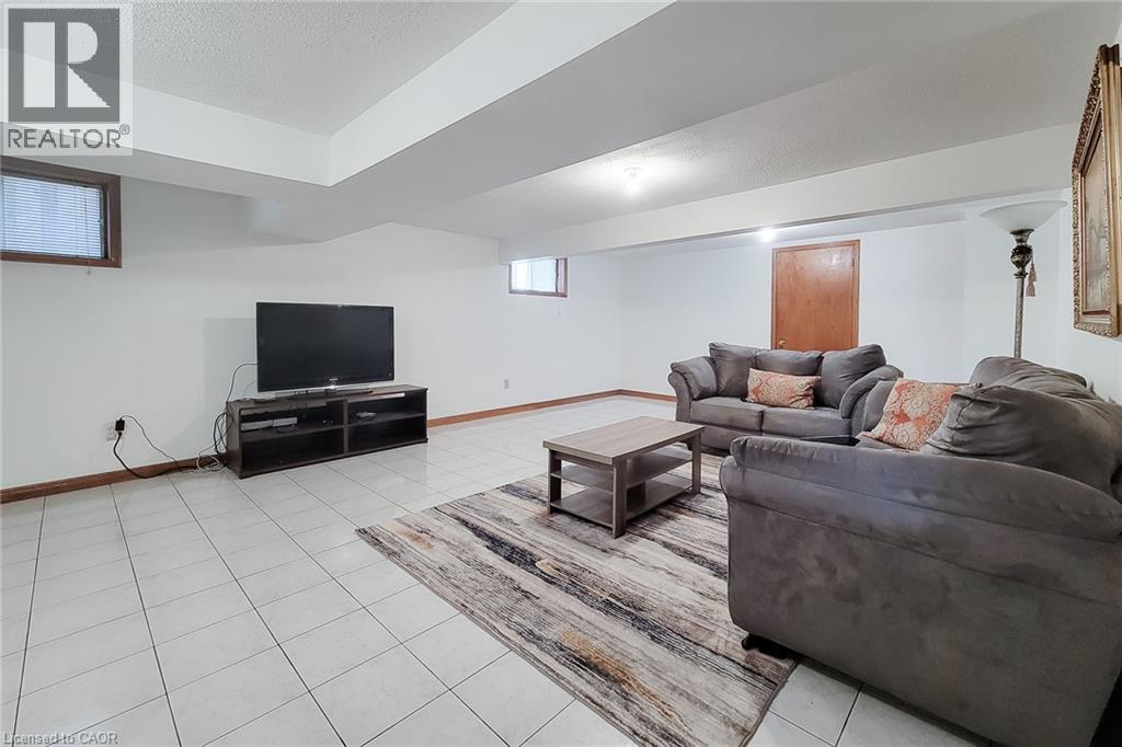 276 Green Cedar Drive, Hamilton, Ontario  L9C 6S9 - Photo 32 - 40862807