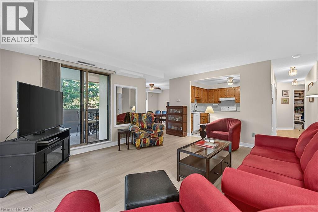 6 Village Green Boulevard Unit# 202, Stoney Creek, Ontario  L8G 5B7 - Photo 14 - 40863157