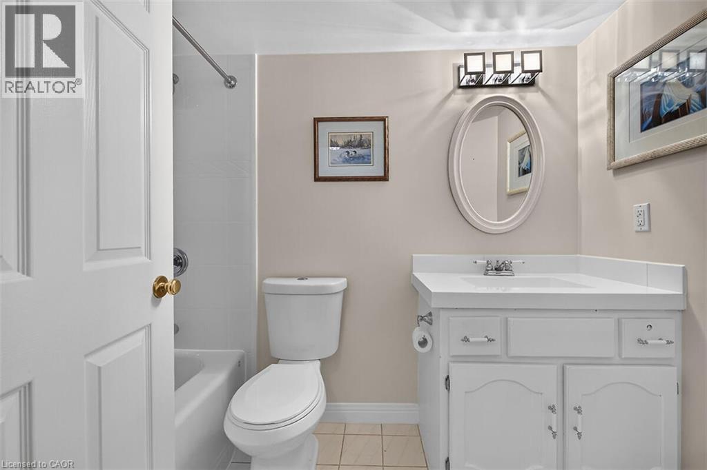 6 Village Green Boulevard Unit# 202, Stoney Creek, Ontario  L8G 5B7 - Photo 27 - 40863157
