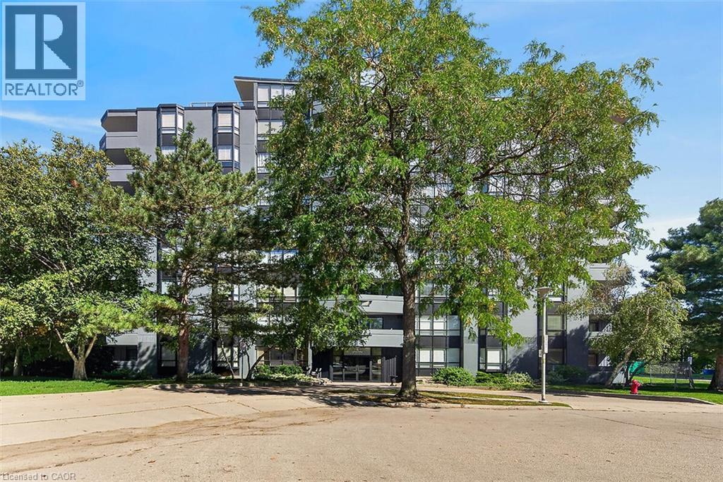 6 Village Green Boulevard Unit# 202, Stoney Creek, Ontario  L8G 5B7 - Photo 3 - 40863157