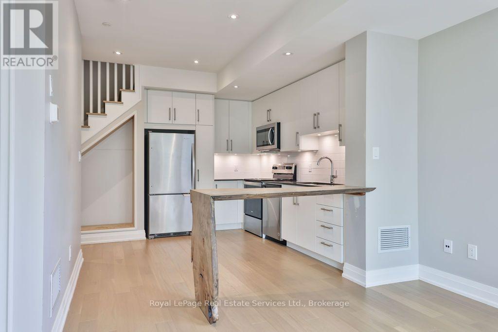 27 - 2199 Lillykin Street, Oakville (Ro River Oaks), Ontario  L6H 0X6 - Photo 9 - W13782902