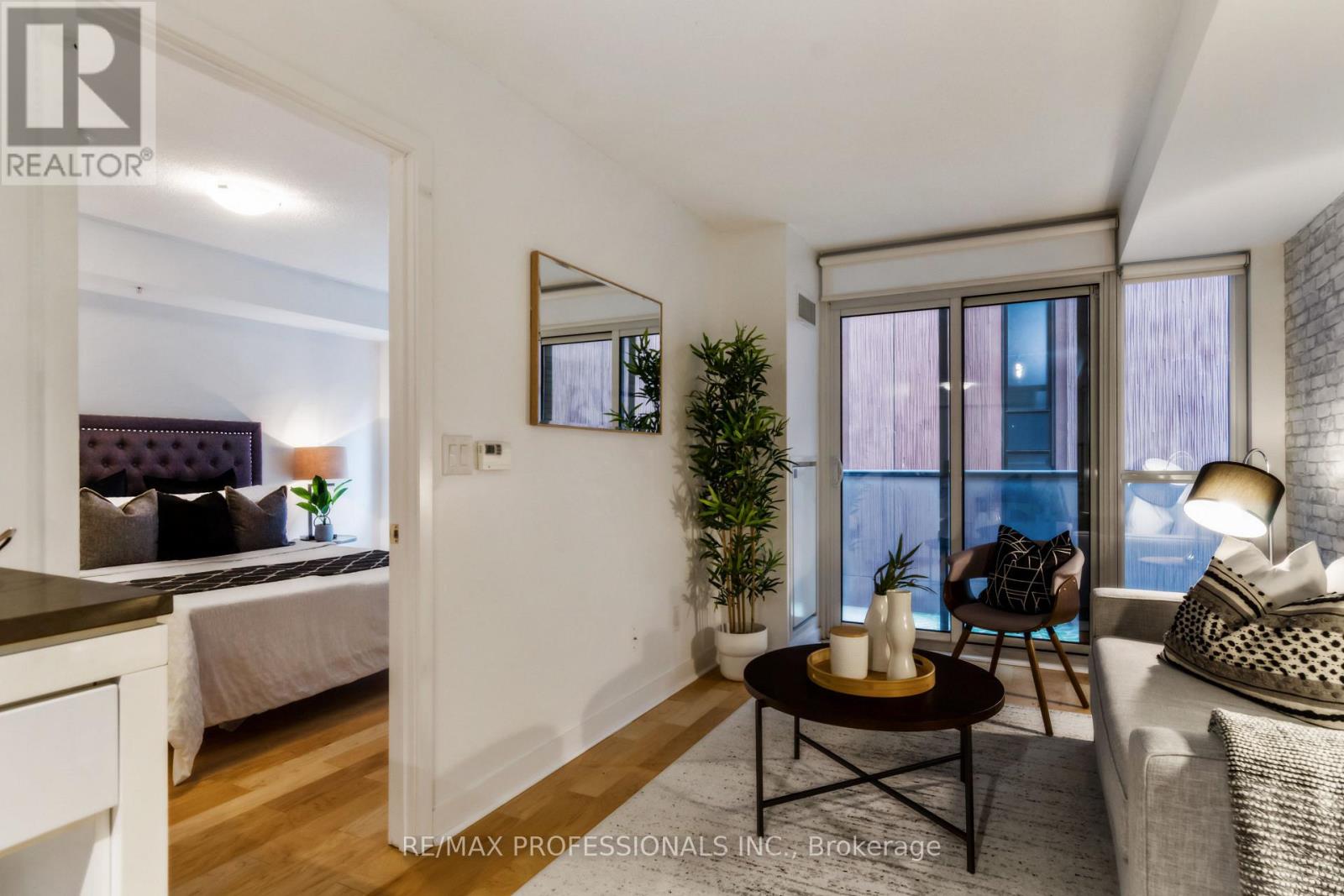 522 - 295 Adelaide Street W, Toronto (Waterfront Communities), Ontario  M5V 0L4 - Photo 21 - C13782906
