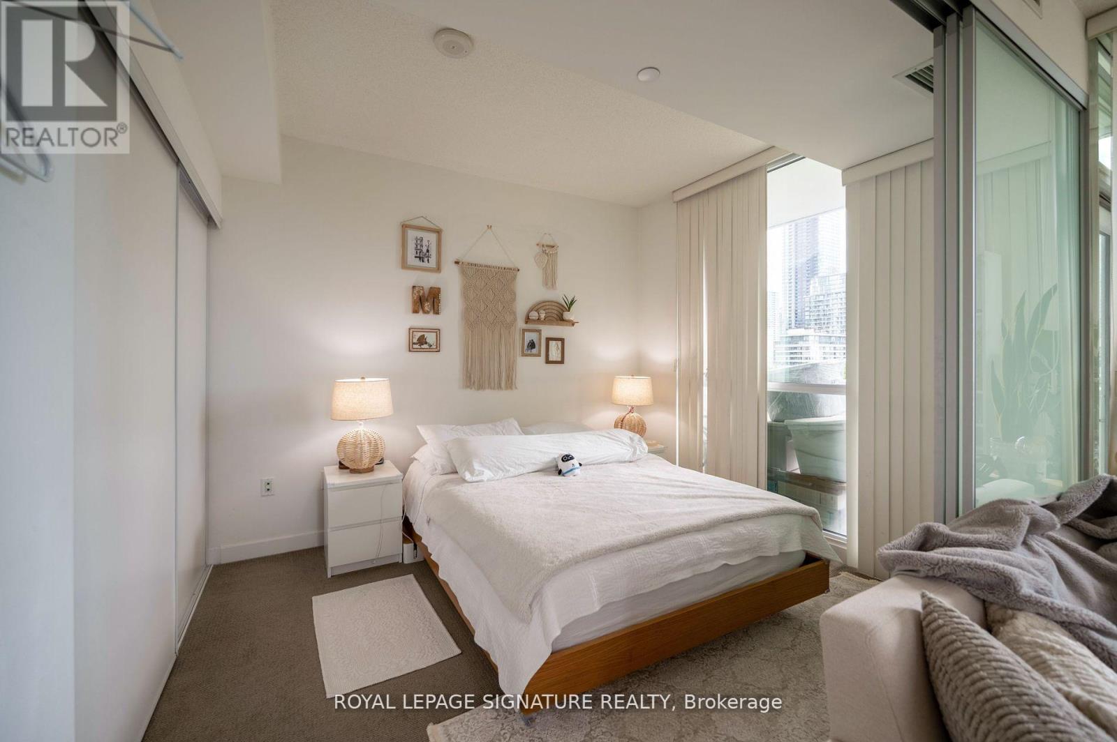 607 - 75 Queens Wharf Road, Toronto, Ontario  M5V 0J8 - Photo 7 - C13782908