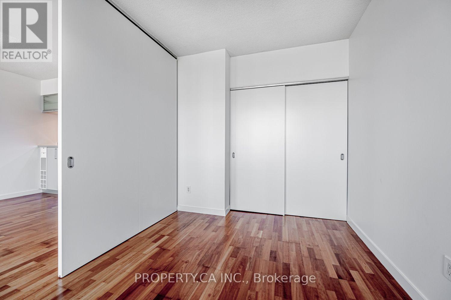 1803 - 285 Mutual Street, Toronto (Church-Yonge Corridor), Ontario  M4Y 3C5 - Photo 11 - C13782910