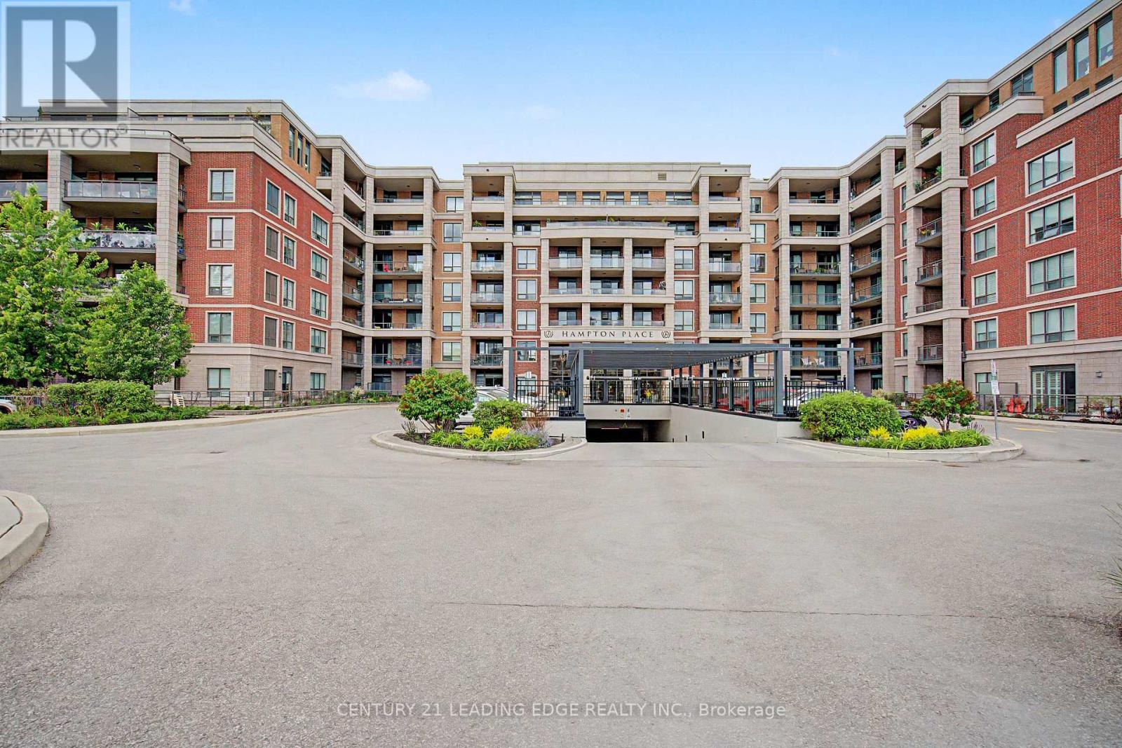 312 - 25 BAKER HILL BOULEVARD, Whitchurch-Stouffville, Ontario