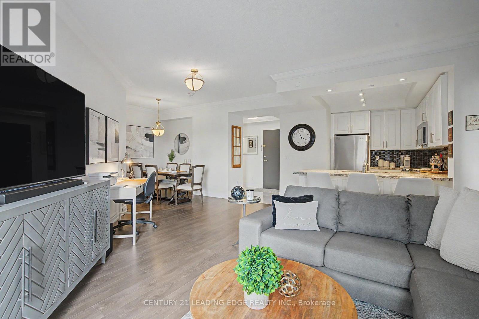 312 - 25 Baker Hill Boulevard, Whitchurch-Stouffville (Stouffville), Ontario  L4A 1P8 - Photo 11 - N13782868