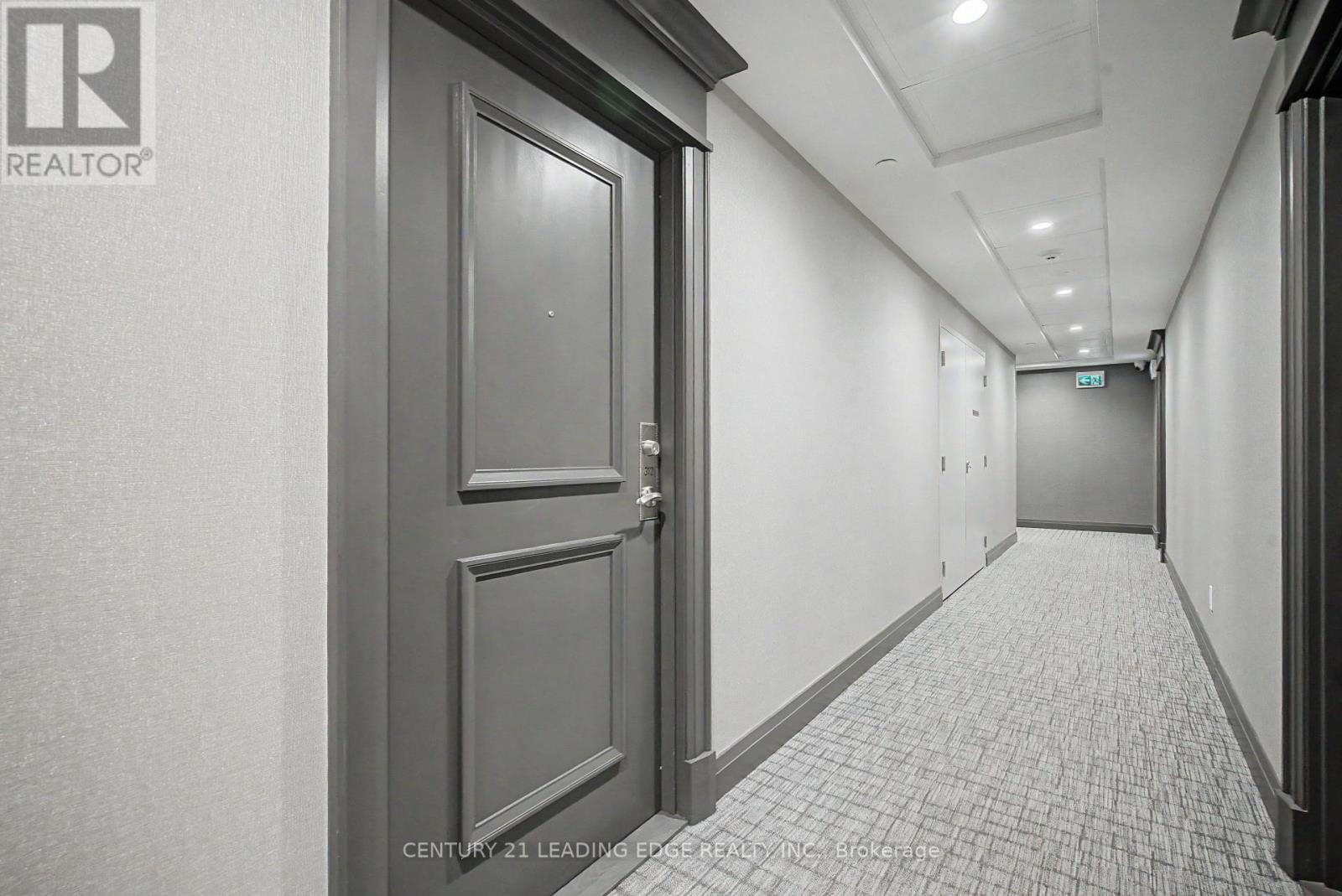 312 - 25 Baker Hill Boulevard, Whitchurch-Stouffville (Stouffville), Ontario  L4A 1P8 - Photo 3 - N13782868