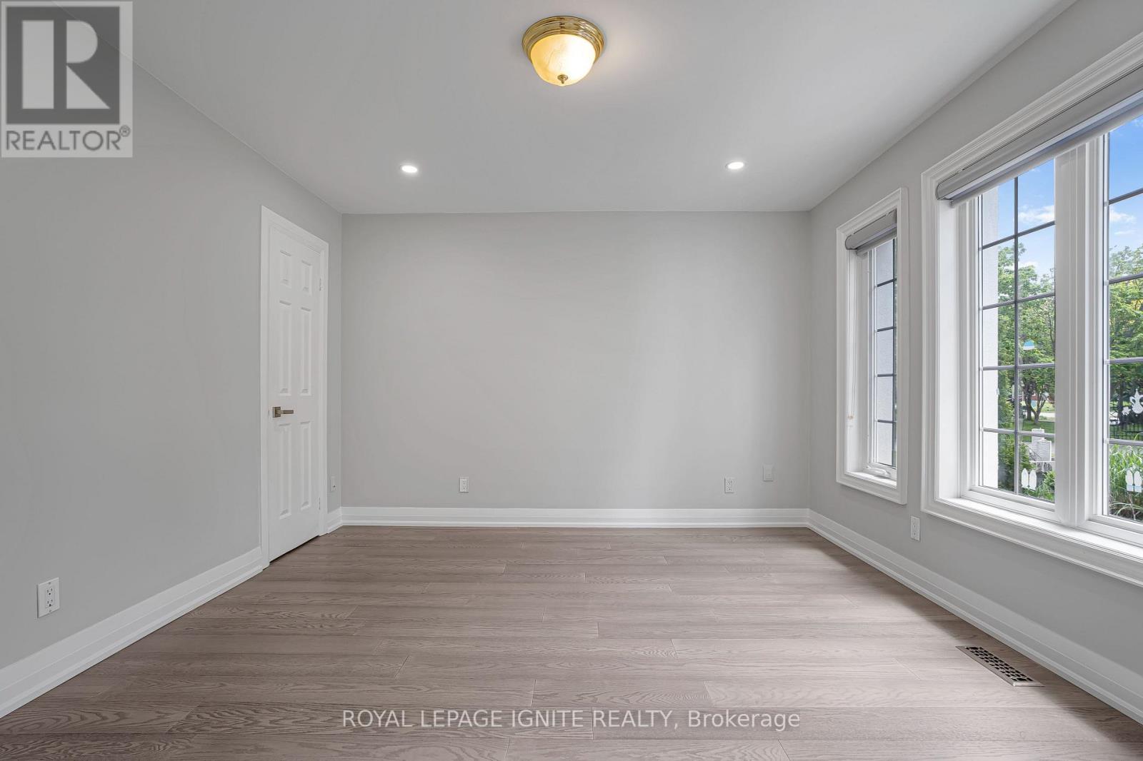69 Raeview Drive, Whitchurch-Stouffville, Ontario  L4A 3G7 - Photo 11 - N13782882