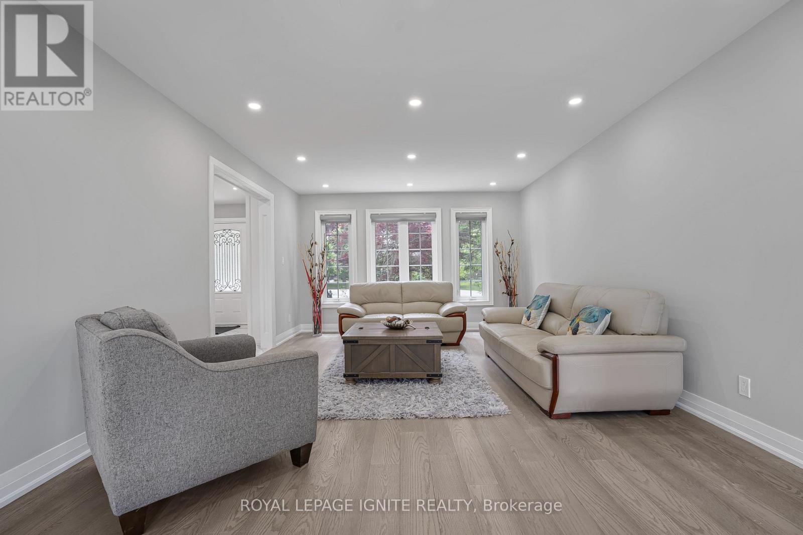 69 Raeview Drive, Whitchurch-Stouffville, Ontario  L4A 3G7 - Photo 7 - N13782882