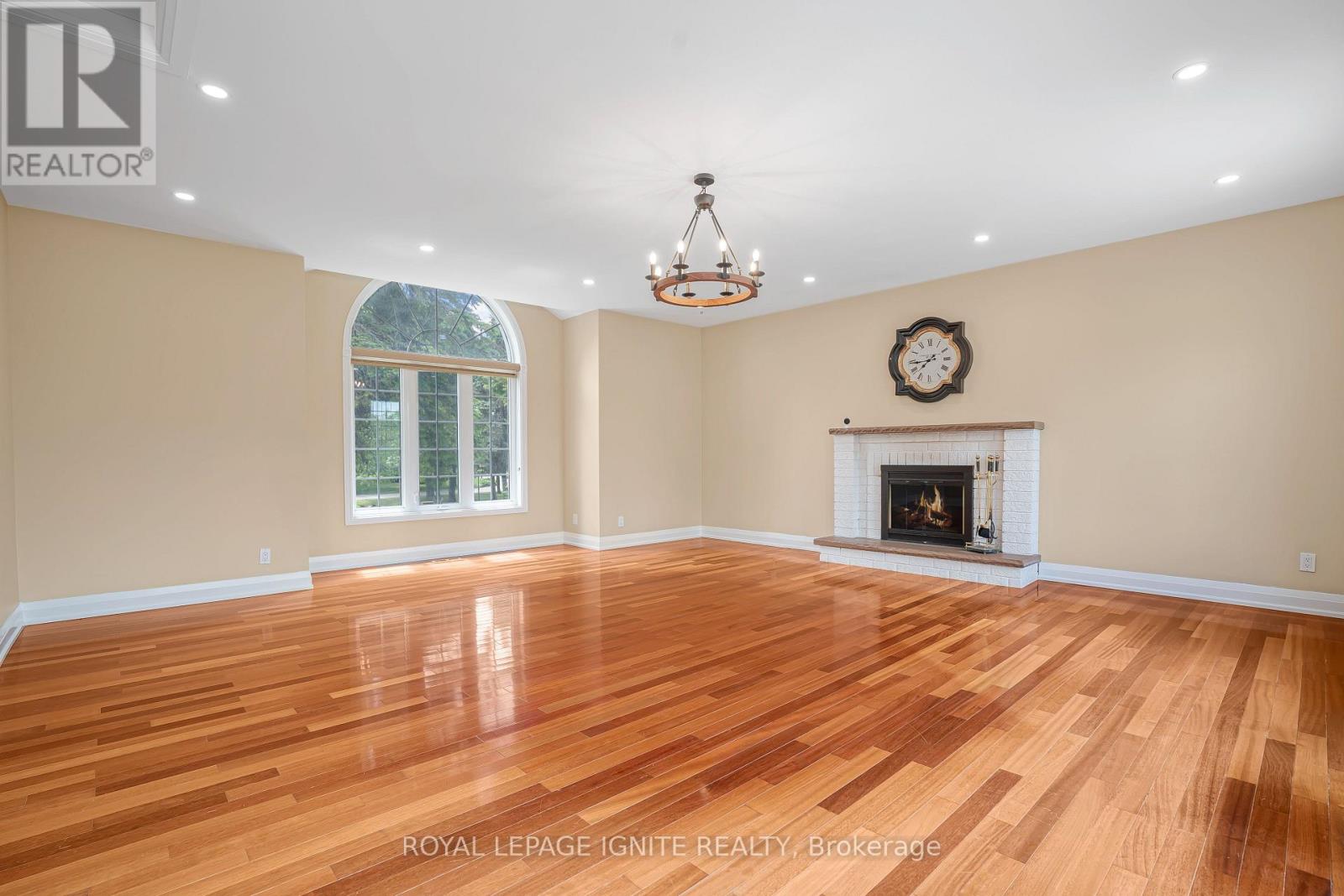 69 Raeview Drive, Whitchurch-Stouffville, Ontario  L4A 3G7 - Photo 8 - N13782882