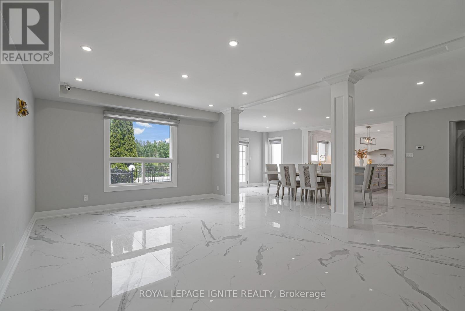 69 Raeview Drive, Whitchurch-Stouffville, Ontario  L4A 3G7 - Photo 9 - N13782882