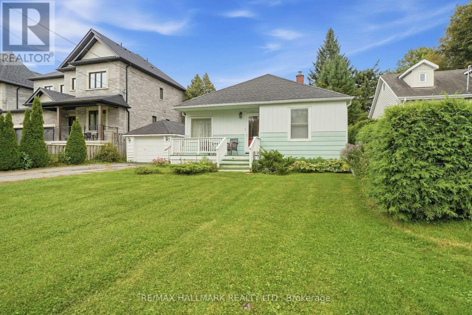 7 George Street, Richmond Hill (Oak Ridges), Ontario  L4E 2T4 - Photo 3 - N13782898