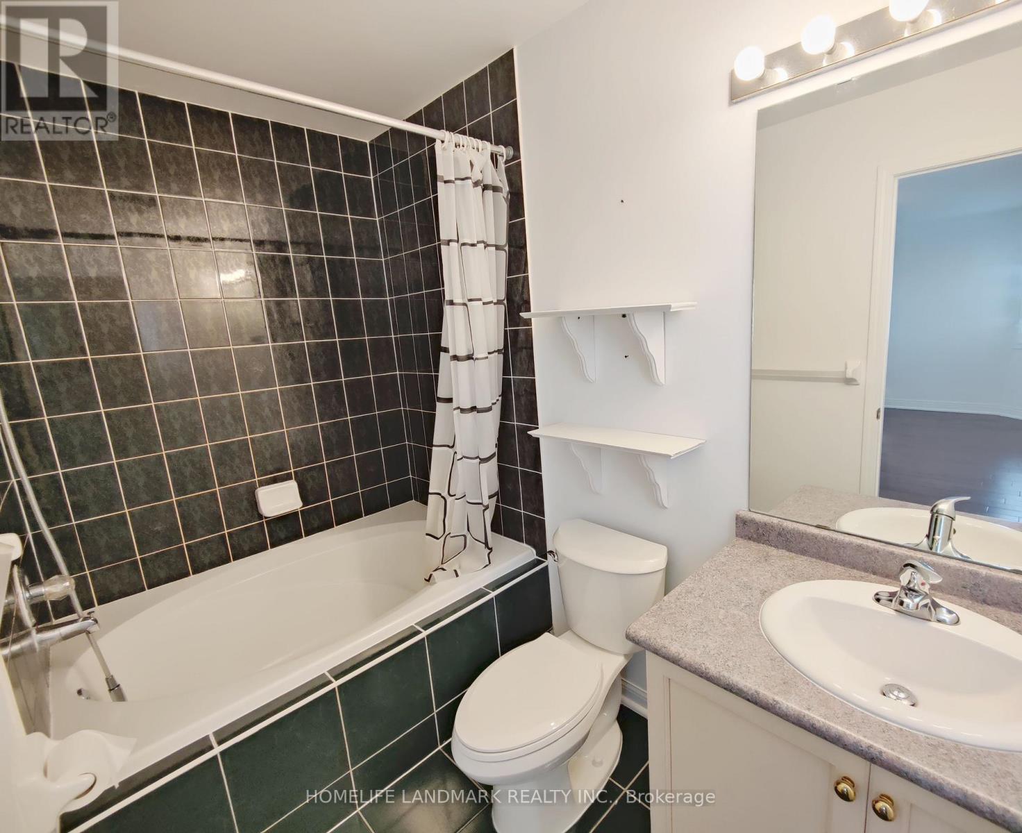 96 Formosa Drive, Richmond Hill, Ontario  L4S 1T1 - Photo 10 - N13782938