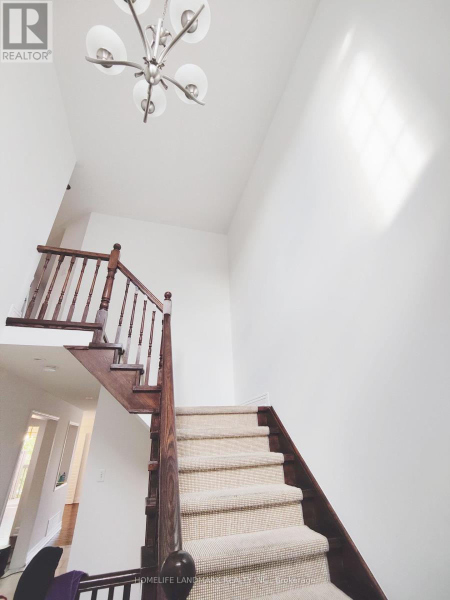 96 Formosa Drive, Richmond Hill, Ontario  L4S 1T1 - Photo 14 - N13782938