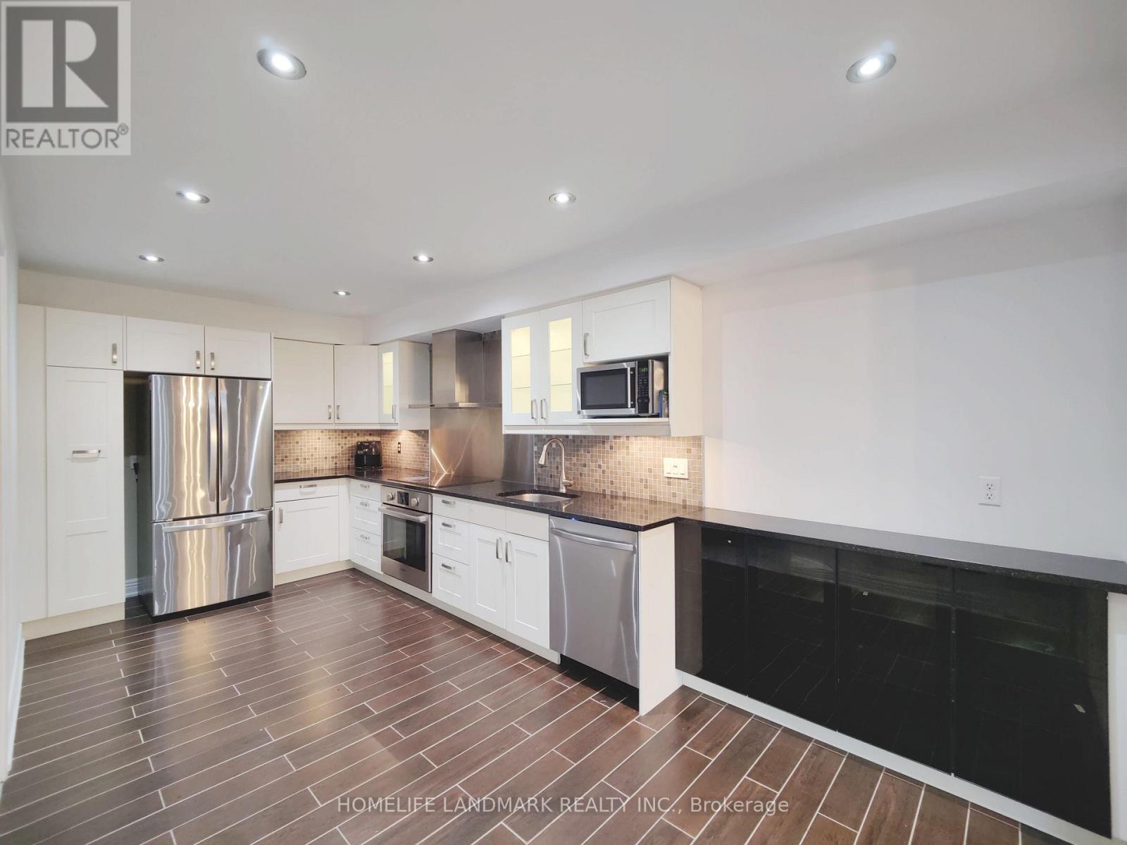 96 Formosa Drive, Richmond Hill, Ontario  L4S 1T1 - Photo 3 - N13782938