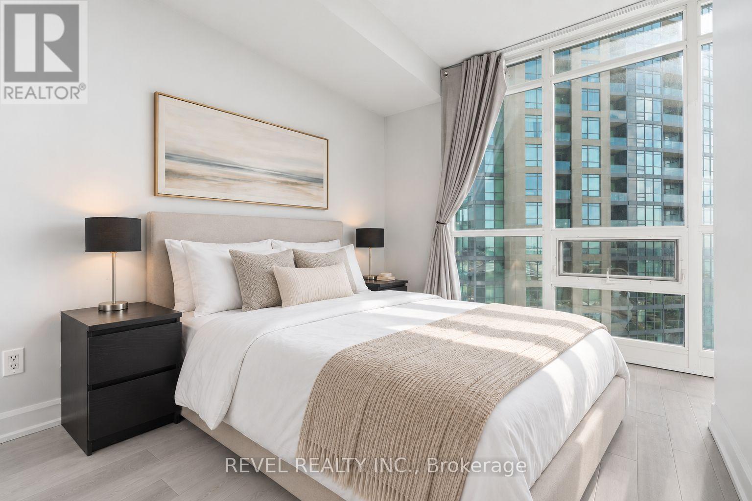 2001 - 231 Fort York Boulevard, Toronto, Ontario  M5V 1B2 - Photo 15 - C13782346