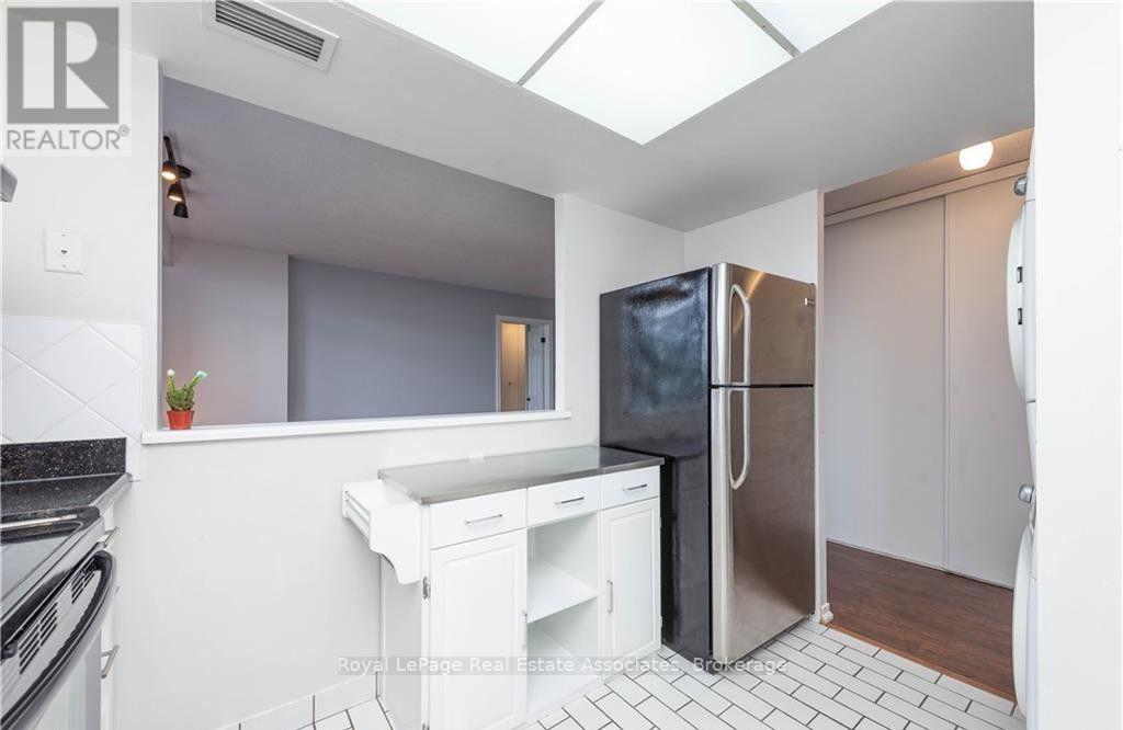507 - 300 WEBB DRIVE