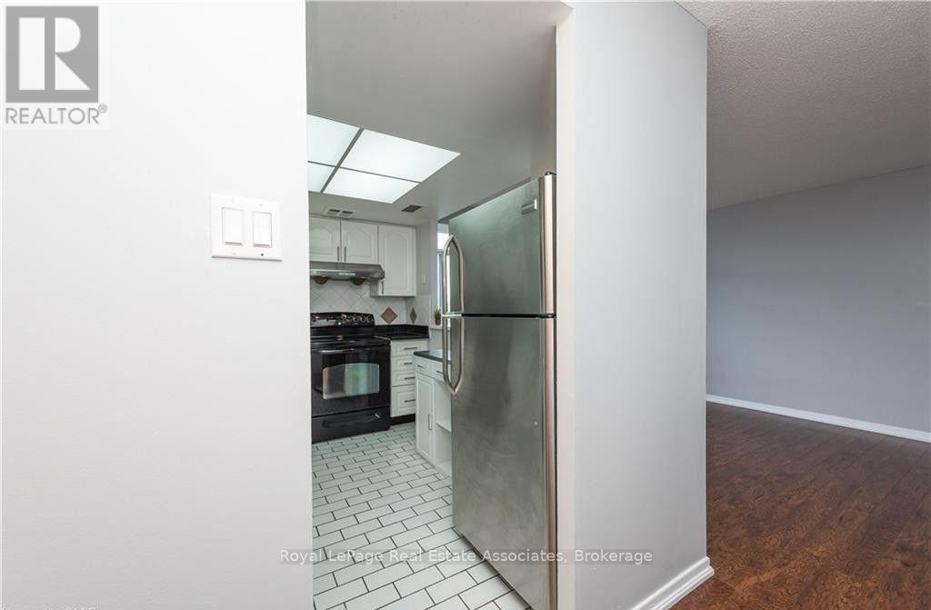 507 - 300 Webb Drive, Mississauga, Ontario L5B 3W3 - Photo 8 - W13782838