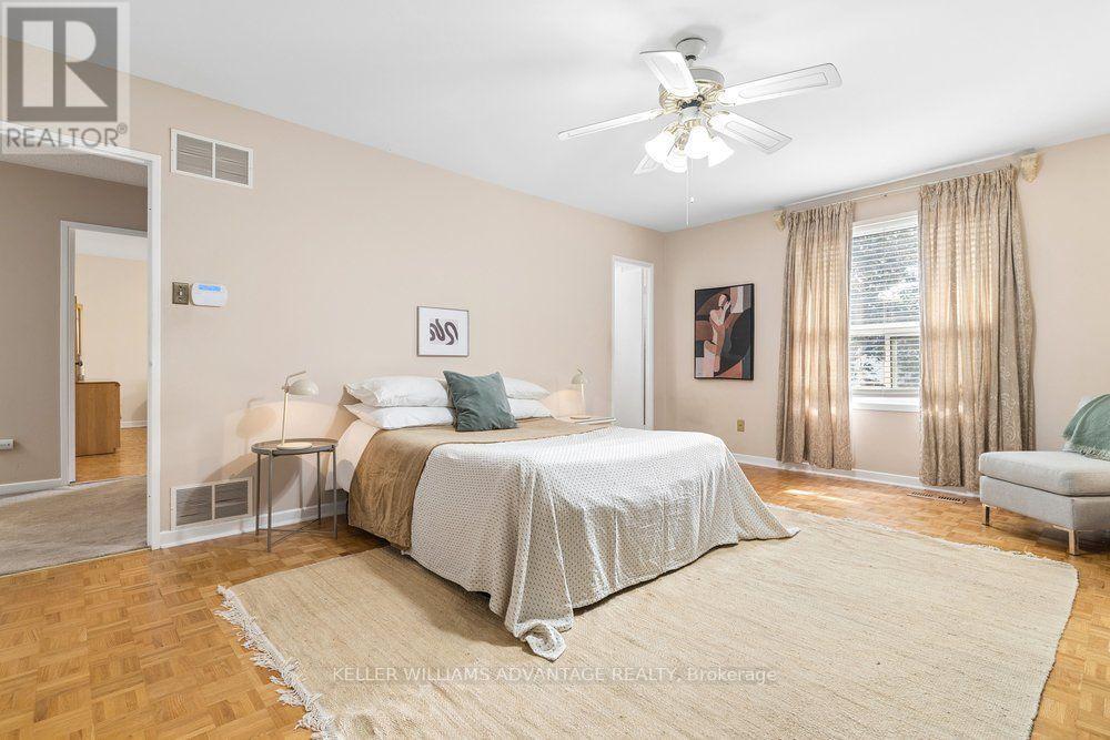 2192 Castlestone Court, Mississauga, Ontario  L5B 1Y1 - Photo 24 - W13782842