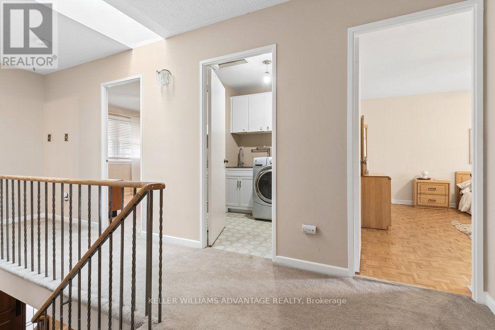 2192 Castlestone Court, Mississauga, Ontario  L5B 1Y1 - Photo 27 - W13782842